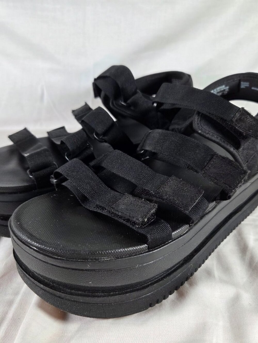 Nike Icon Classic Platform Sandals - All Black
